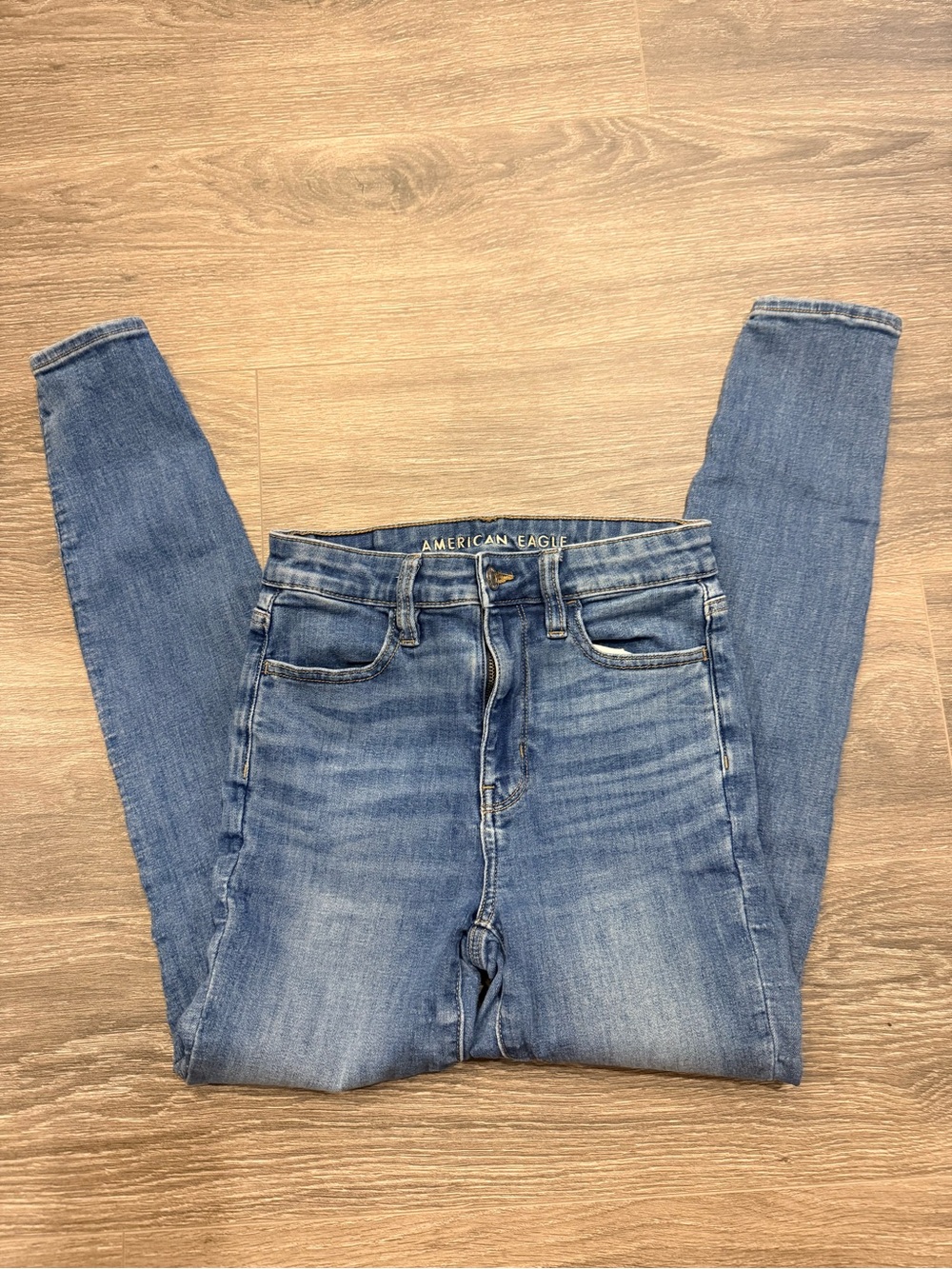 American Eagle Outfitters Skinny Jeans — Medium Wash Blue